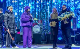 na zdjęciu osoby podczas Sylwestra