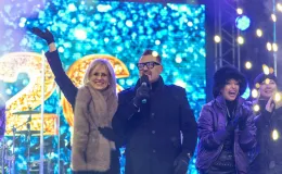 na zdjęciu osoby podczas Sylwestra