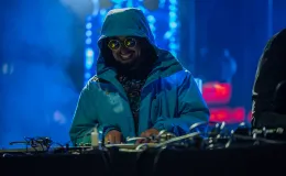 na zdjęciu osoby podczas Sylwestra