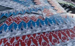 na zdjęciu osoby podczas korowodu