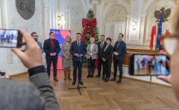 na zdjęciu osoby podczas konferencji