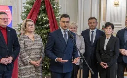 na zdjęciu osoby podczas konferencji