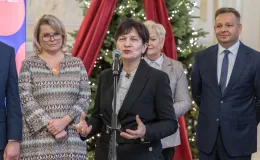 na zdjęciu osoby podczas konferencji