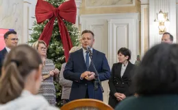 na zdjęciu osoby podczas konferencji