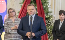 na zdjęciu osoby podczas konferencji