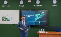 na zdjęciu osoby podczas otwarcia