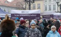 na zdjęciu osoby podczas otwarcia PSK