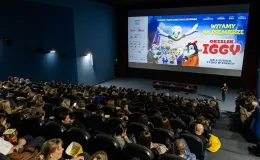 na zdjęciu osoby podczas premiery