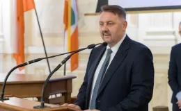 na zdjęciu osoby podczas uroczystości