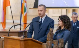 na zdjęciu osoby podczas uroczystości