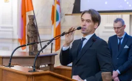 na zdjęciu osoby podczas uroczystości