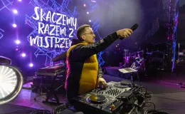 na zdjęciu osoby podczas spotkania ze skoczkiem