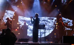 na zdjęciu osoby podczas spotkania ze skoczkiem