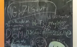 na zdjęciu osoby podczas otwarcie