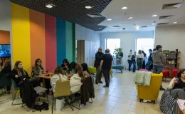 na zdjęciu osoby podczas otwarcie