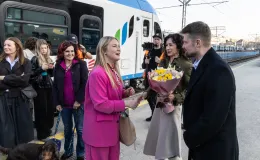 na zdjęciu osoby podczas spotkania