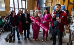 na zdjęciu osoby podczas spotkania