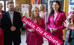 na zdjęciu osoby podczas spotkania