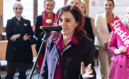 na zdjęciu osoby podczas spotkania