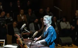 na zdjęciu muzycy na scenie