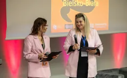 na zdjęciu osoby podczas kongresu