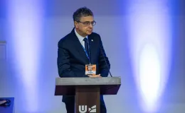 na zdjęciu osoby podczas kongresu