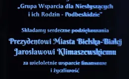 na zdjęciu osobo podczas zawodów