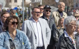 na zdjęciu osoby podczas otwarcia 