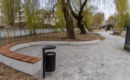 na zdjęciu nowy skwer