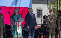 na zdjęciu osoby podczas uroczystości