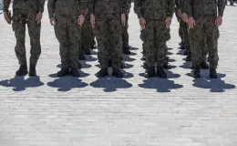 na zdjęciu osoby podczas uroczystości
