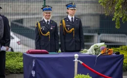 na zdjęciu osoby podczas uroczystości 