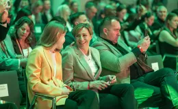 na zdjęciu uroczystość losowania