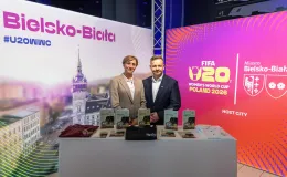 na zdjęciu uroczystość losowania
