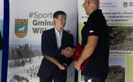 na zdjęciu zaproszeni goście