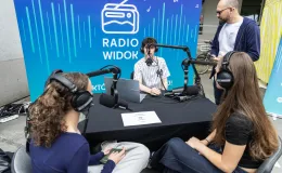 na zdjęciu osoby podczas spotkania