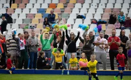 na zdjęciu osoby na podczas zawodów