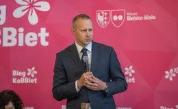 na zdjęciu osoby podczas spotkania