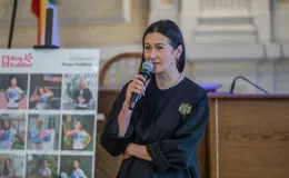 na zdjęciu osoby podczas spotkania
