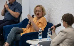 na zdjęciu osoby podczas otwarcia fetiwalu