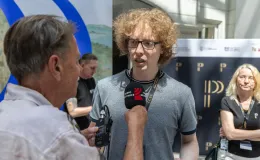 na zdjęciu osoby podczas konferencji