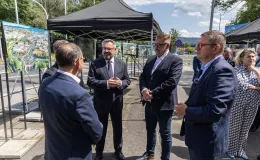 na zdjęciu osoby podczas konferencji