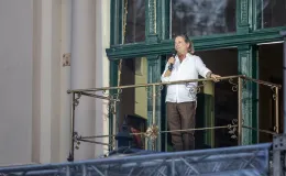 na zdjęciu osoby podczas otwartej promenady