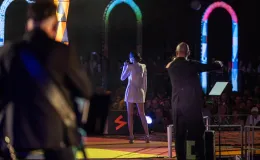 artyści na scenie