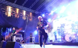 Na zdjęciu koncert zespołu KULT