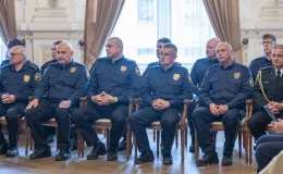 na zdjęciu osoby podczas uroczyści