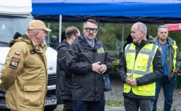 na zdjęciu służby podczas ćwiczeń