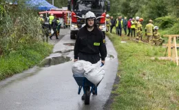 na zdjęciu służby podczas ćwiczeń