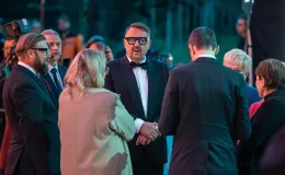 na zdjęciu osoby podczas uroczystości