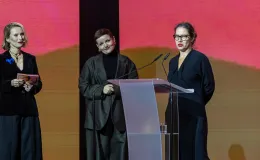 na zdjęciu osoby podczas uroczystości